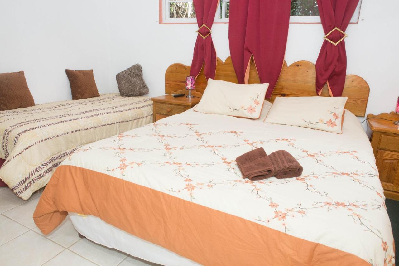 Angler Apartments Saint James Luaran gambar