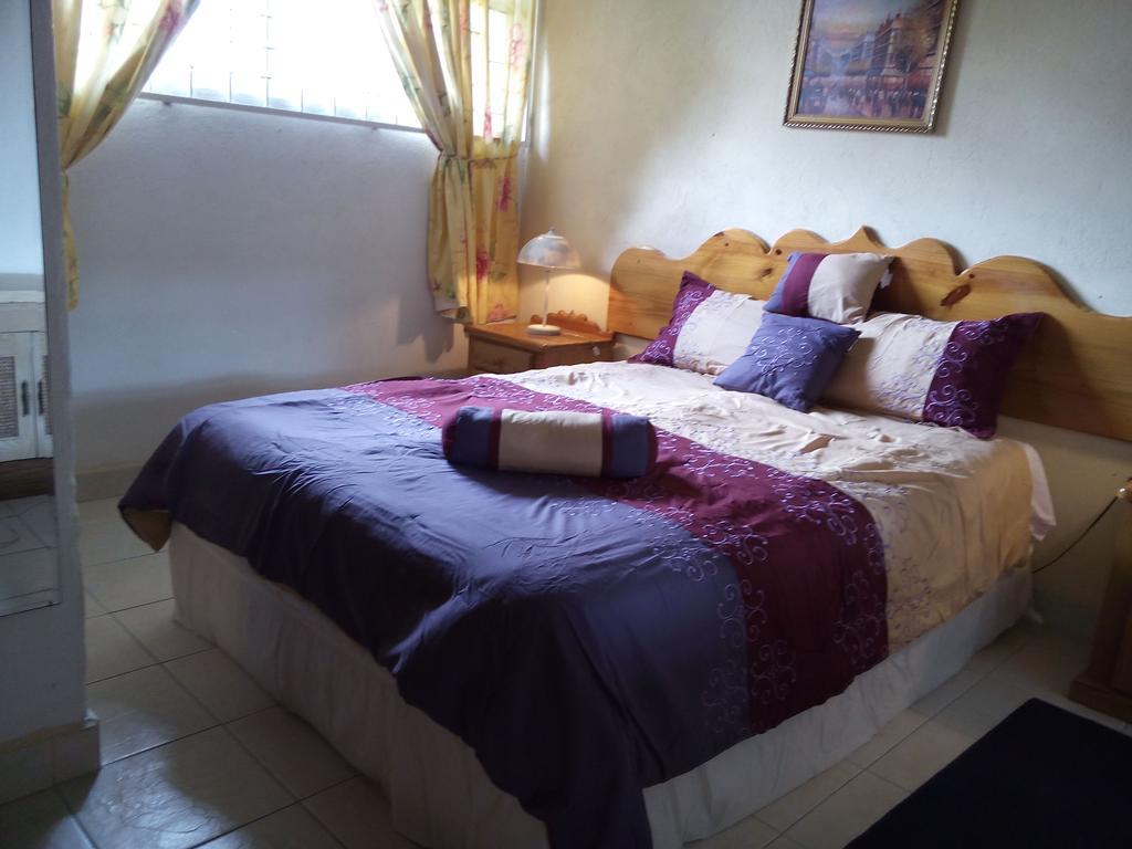 Angler Apartments Saint James Luaran gambar