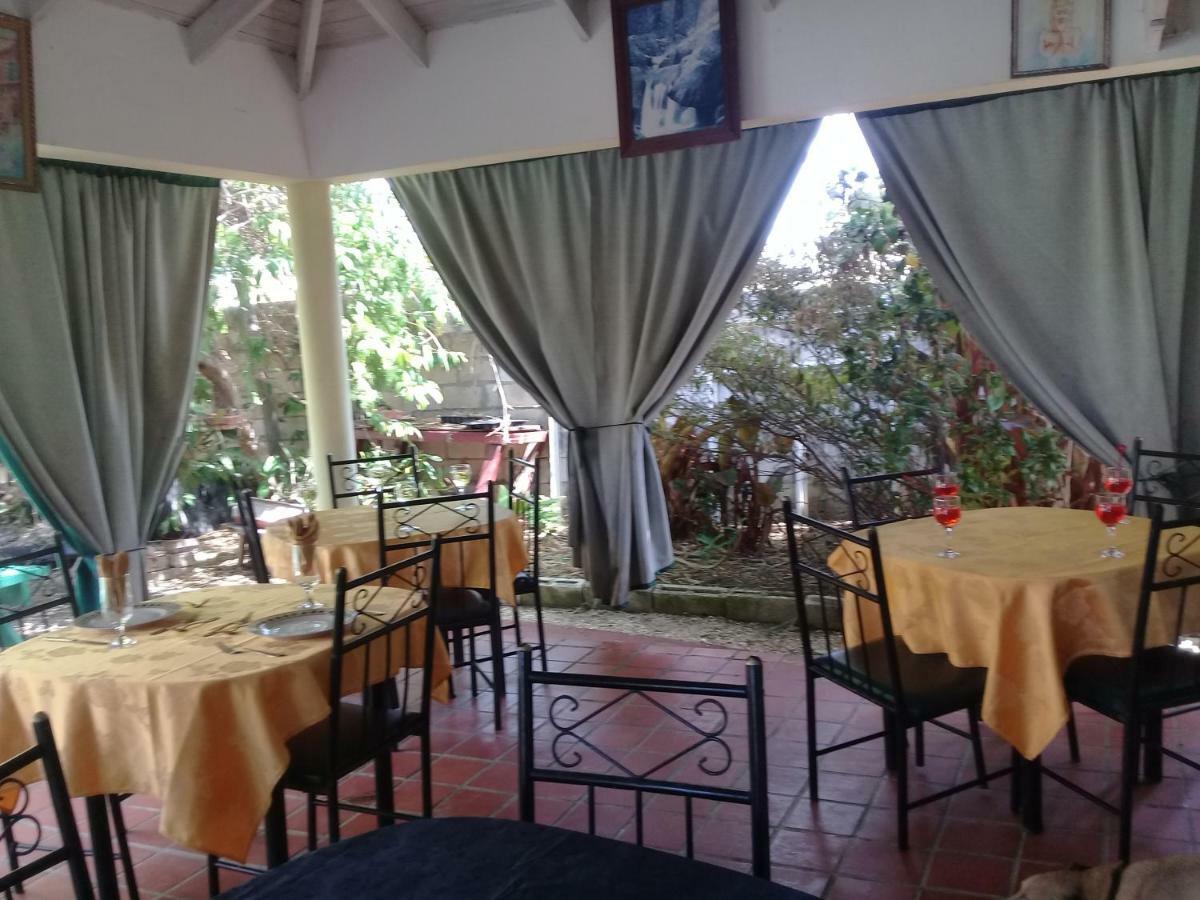 Angler Apartments Saint James Luaran gambar