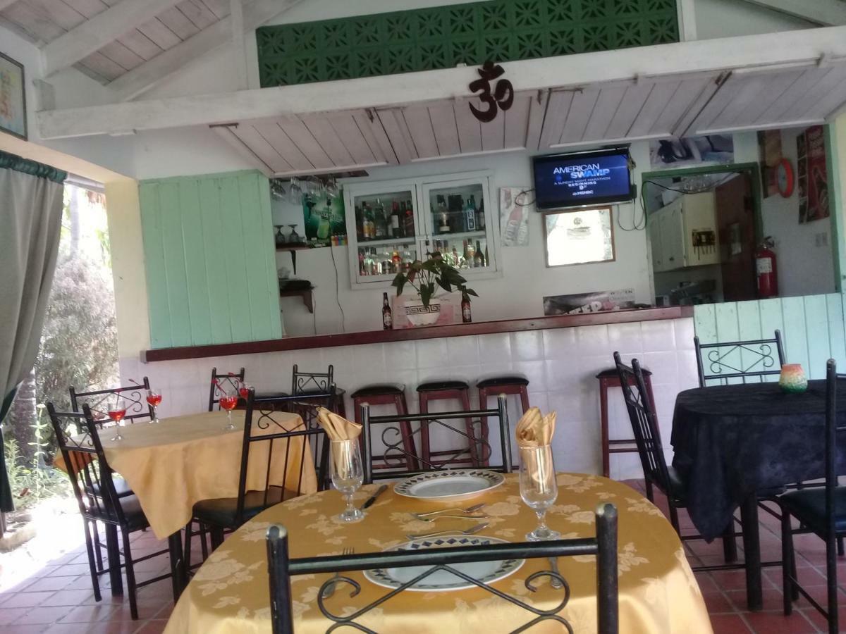 Angler Apartments Saint James Luaran gambar