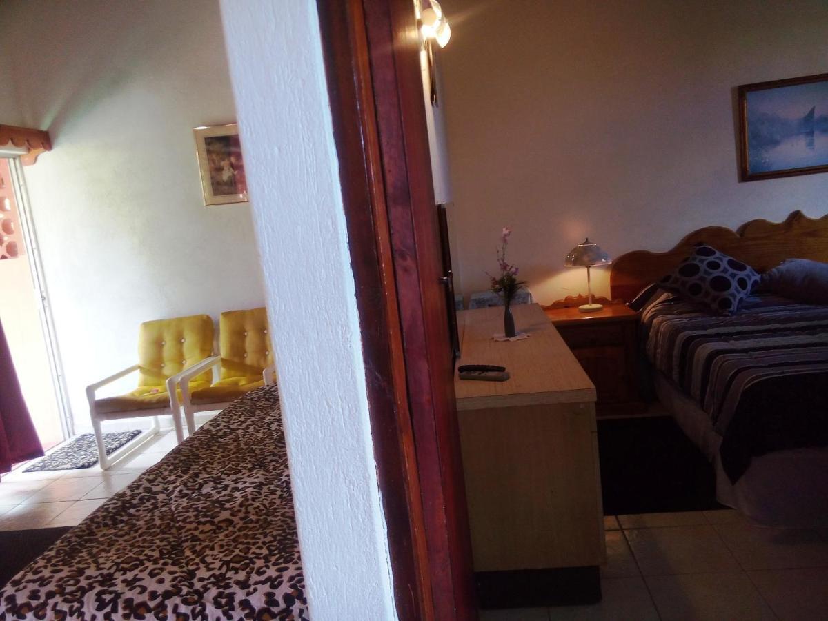 Angler Apartments Saint James Luaran gambar